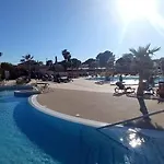 Mobil-home Chez Patthy, Quartier De La Jasse Au Les Sables Du Midi A Camping *